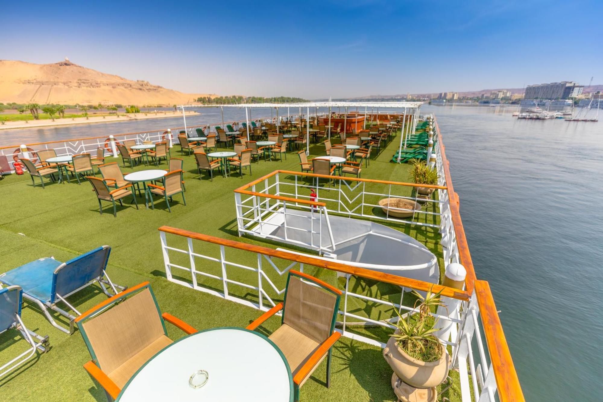 Hotel M/S Nephtis Nile Cruise Luxor Exteriér fotografie